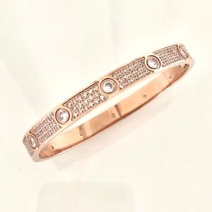 Rose Gold Classic Model Pavé Screw Bracelet with 10 Gems 💎